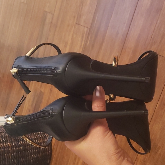 Heels Bebe - Picture 8 of 11